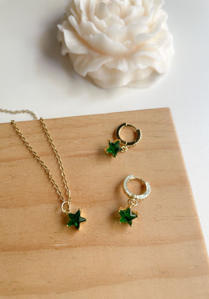Juego de Aretes y Collar Estrella