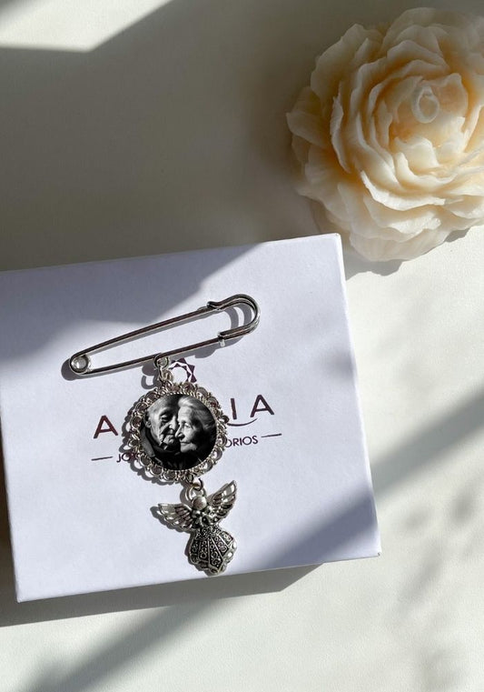Broche Círculo Ángel