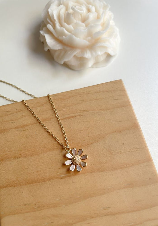 Collar Flor Margarita