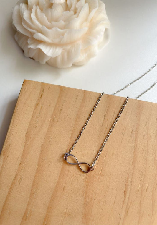 Collar Infinito Sencillo